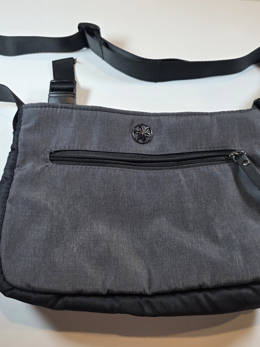 Gaiam Wander Free Yoga Mat Bag Grey & Black Crossbody Carrier